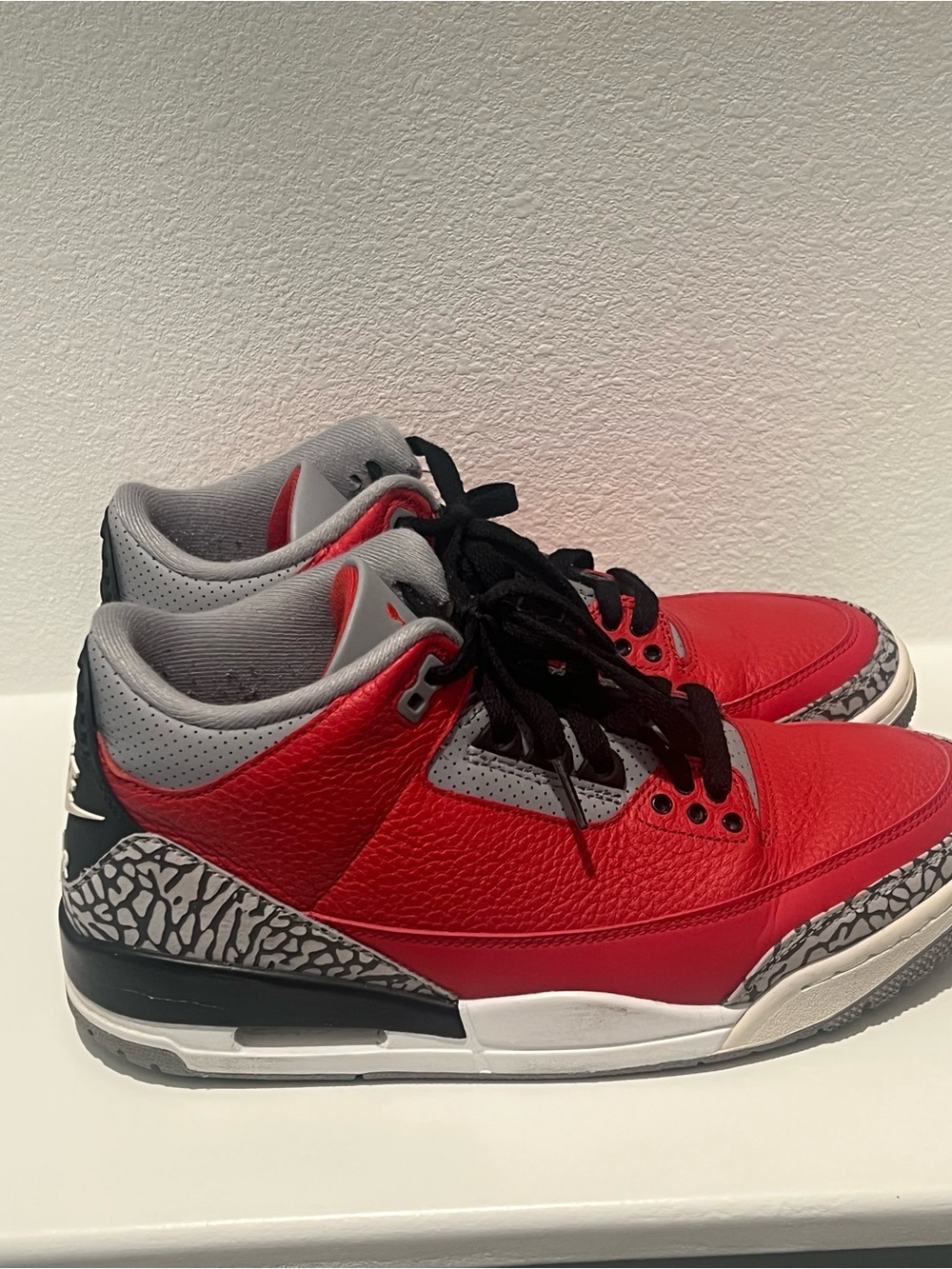 Jordan Men’s Red, Gray and Black Retro Basketball Sneakers